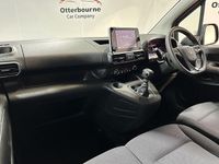 Used Vauxhall Combo Sportive 100 HP (73 kW) 2022 White MPV