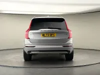 Używany Volvo XC90 Plus 250 KM (183 kW) 2023 Srebrny SUV