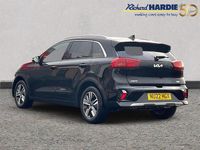 Second-hand Kia Niro 139 CP (102 kW) 2022 Negru SUV