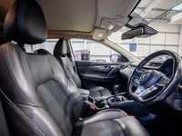 Used Nissan Qashqai Tekna 130 HP (95 kW) 2017 Blue SUV