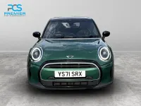 Used Mini Cooper Exclusive 134 HP (98 kW) 2021 British racing green iv Hatchback