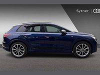 Second-hand Audi Q4 e-tron Comfort 219 kW (299 CP) 2023 Albastru SUV