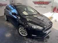 Usado Ford Focus Zetec 125 HP (91 kW) 2015 Preto Citadino
