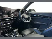 Used Audi Q5 Comfort 200 HP (147 kW) 2022 Black SUV