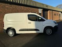 Used Citroën Berlingo 75 HP (55 kW) 2020 White MPV
