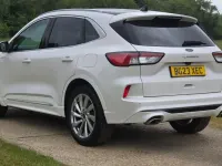 Usado Ford Kuga Vignale 225 CV (165 kW) 2023 Blanco SUV