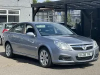 Used Vauxhall Vectra 150 HP (110 kW) 2008 Silver Hatchback