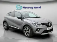 Used Renault Captur Version S 140 HP (102 kW) 2021 Grey/black SUV