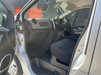 Used Renault Trafic 2014 Silver MPV