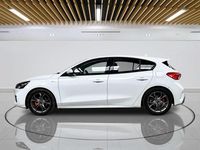 Used Ford Focus ST-Line 125 HP (91 kW) 2019 White Hatchback