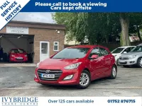 Used Hyundai i30 SE 110 HP (80 kW) 2016 Red Hatchback