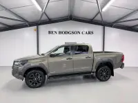 Neu Toyota HiLux 204 PS (150 kW) 2026 Braun Pickup