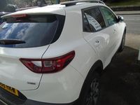 Used Kia Stonic 2018 White SUV