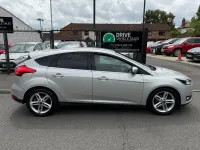 Used Ford Focus Zetec 120 HP (88 kW) 2015 Silver Hatchback