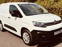 Used Citroën Berlingo 100 HP (73 kW) 2023 White MPV