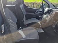 Used Peugeot Partner Tepee S 92 HP (67 kW) 2015 Metallic blue MPV