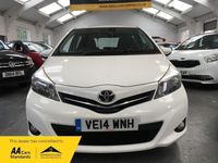 Used Toyota Yaris Plus 69 HP (50 kW) 2014 White Hatchback