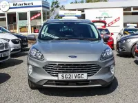 Używany Ford Kuga Titanium 120 KM (88 kW) 2021 Srebrny SUV