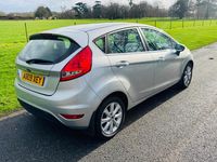 Used Ford Fiesta Zetec 82 HP (60 kW) 2009 Silver Hatchback