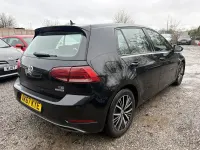 Used VW Golf VII SE 130 HP (95 kW) 2017 Black Hatchback