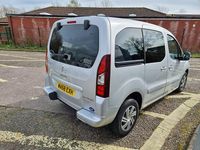 Gebraucht Citroën Berlingo Feel 100 PS (73 kW) 2019 Silber Van / Kleinbus