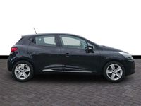 Used Renault Clio IV Dynamique 90 HP (66 kW) 2015 Black Hatchback