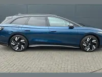 New VW ID.7 GTX 250 kW (340 HP) 2026 Blue Estate