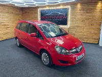Used Vauxhall Zafira 115 HP (84 kW) 2012 Red MPV