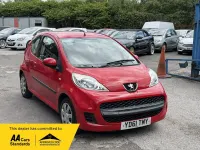 Used Peugeot 107 68 HP (50 kW) 2011 Red Hatchback
