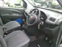 Usado Fiat Doblò Easy 2015 Cinzento Monovolume