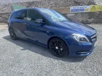 Used Mercedes B200 2012 Blue Hatchback