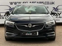 Used Vauxhall Insignia 210 HP (154 kW) 2018 Blue Estate
