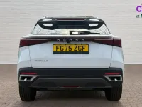Used Omoda 5 186 HP (136 kW) 2025 Metallic  selenite white SUV