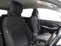 Used Kia Carens 139 HP (102 kW) 2018 White MPV