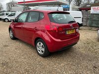 Used Kia Venga 90 HP (66 kW) 2017 Red Hatchback