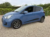 Used Hyundai i10 Premium 66 HP (48 kW) 2017 Blue Hatchback