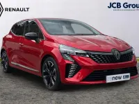Used Renault Clio V Techno 143 HP (105 kW) 2024 Red Hatchback