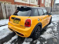 Używany Mini Cooper S Hatch 2015 Pomarańczowy Hatchback