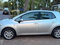 Used Toyota Auris 124 HP (91 kW) 2008 Silver Hatchback
