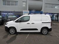 Used Citroën Berlingo 100 HP (73 kW) 2020 White MPV