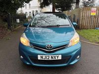 Used Toyota Yaris 101 HP (74 kW) 2012 Turquoise Hatchback