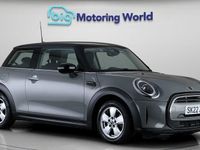 Usado Mini Cooper Classic 136 HP (100 kW) 2022 Cinzento Citadino