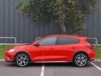 Used Ford Focus Active 155 HP (114 kW) 2022 Red Hatchback