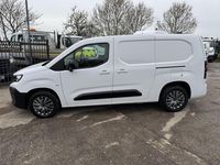 Used Peugeot Partner 131 HP (96 kW) 2024 White MPV