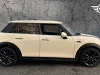 Used Mini Cooper Classic 134 HP (98 kW) 2019 White Hatchback