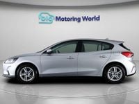 Second-hand Ford Focus Zetec 101 CP (74 kW) 2020 Argintiu Hatchback