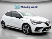 Used Renault Clio V RS Line 90 HP (66 kW) 2023 White Hatchback