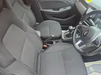 Used Renault Clio Iconic 90 HP (66 kW) 2022 Red Hatchback