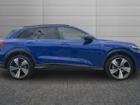 New Audi Q5 Black Edition 204 HP (150 kW) 2026 Ultra blue SUV