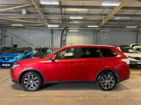 Used Mitsubishi Outlander 150 HP (110 kW) 2015 Red SUV